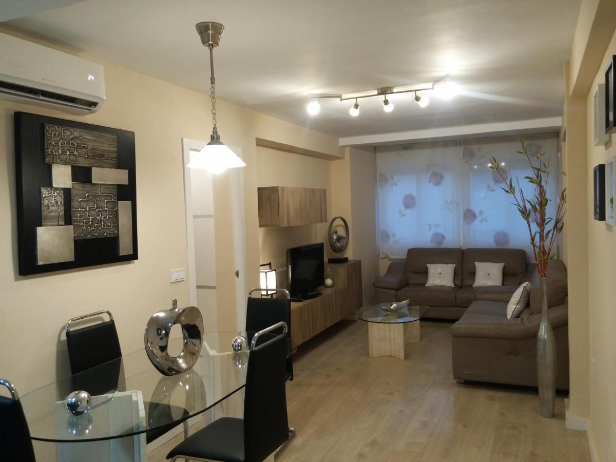 Piso Cerca De La Playa Apartment Малага Екстериор снимка