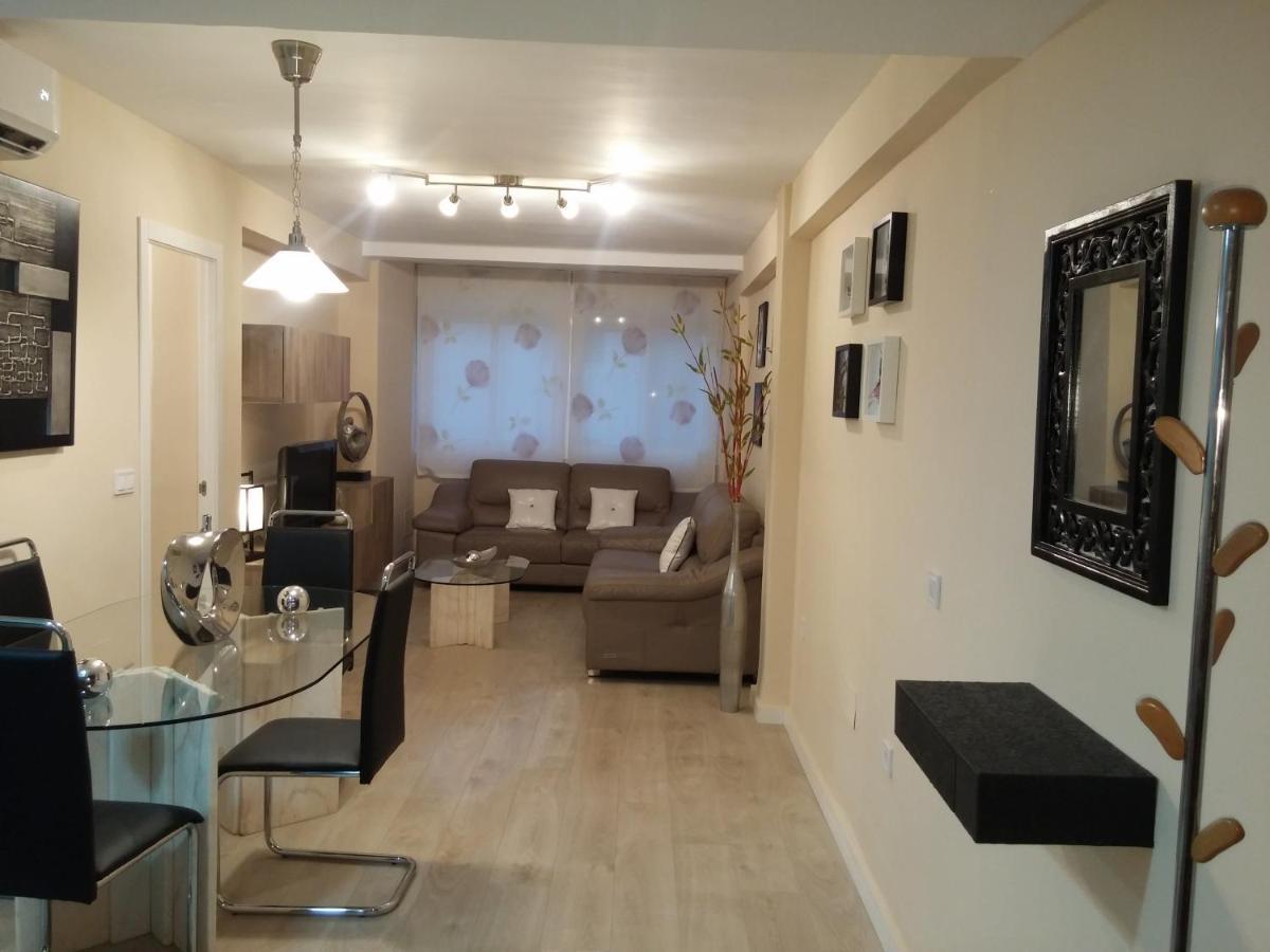 Piso Cerca De La Playa Apartment Малага Екстериор снимка
