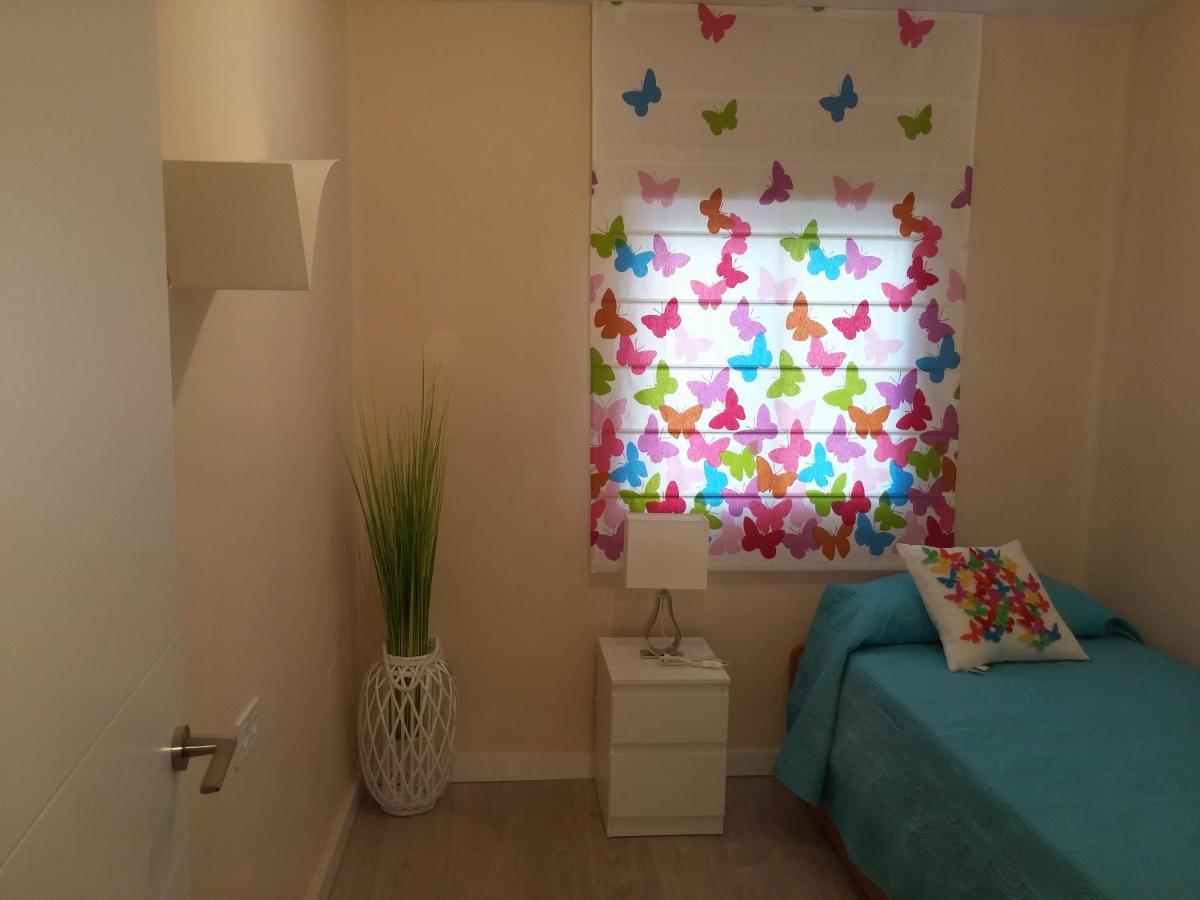 Piso Cerca De La Playa Apartment Малага Екстериор снимка
