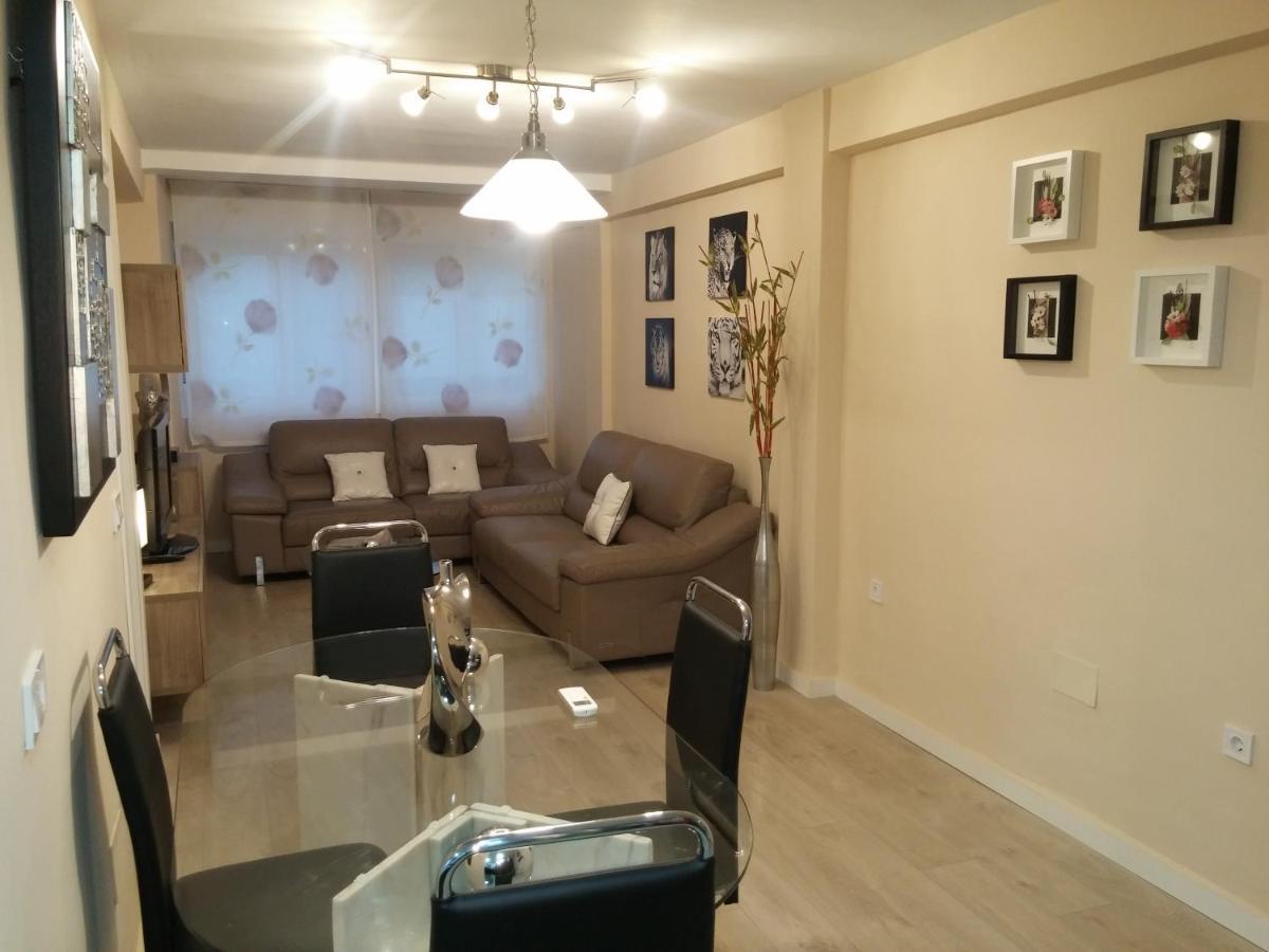 Piso Cerca De La Playa Apartment Малага Екстериор снимка