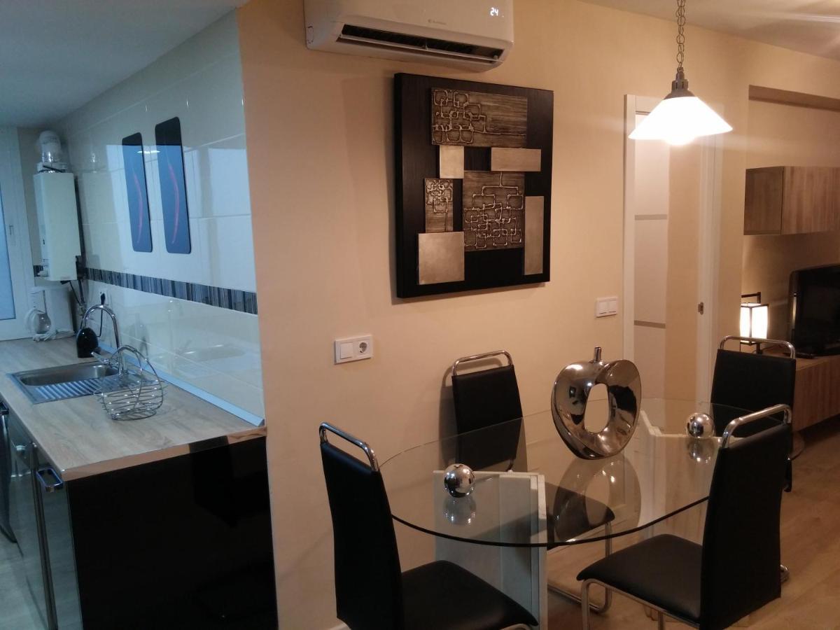 Piso Cerca De La Playa Apartment Малага Екстериор снимка